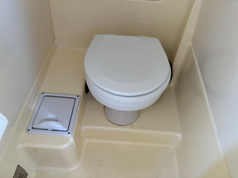 新艇中古艇販売