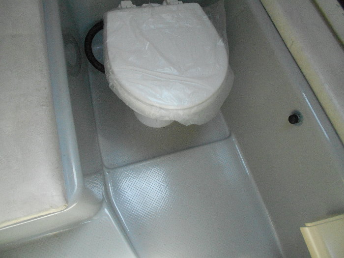 新艇中古艇販売