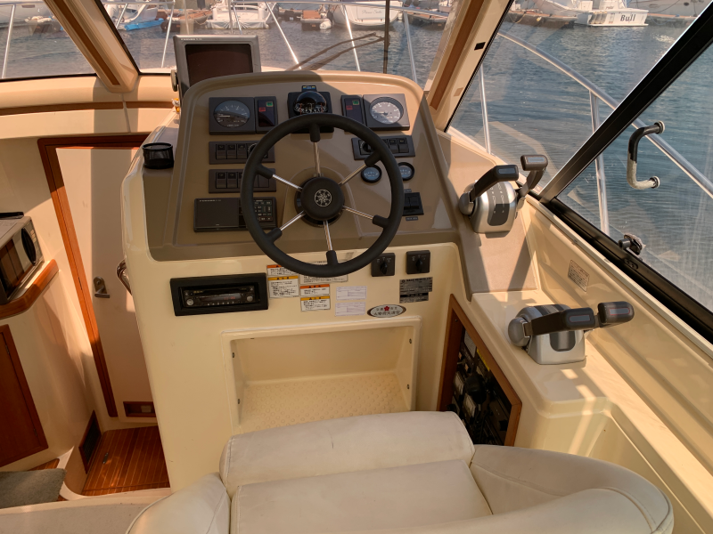 新艇中古艇販売