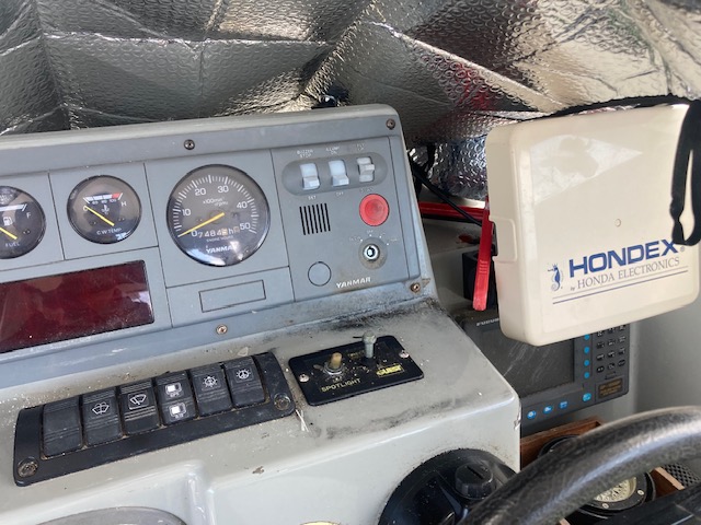 新艇中古艇販売