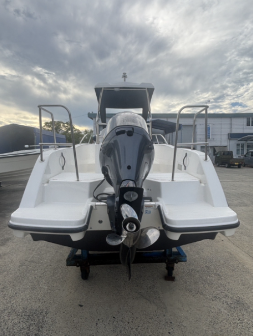 新艇中古艇販売