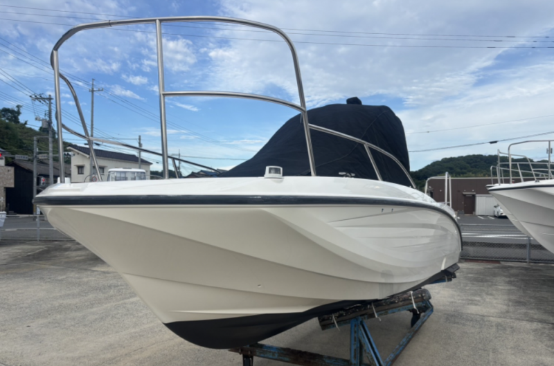 新艇中古艇販売