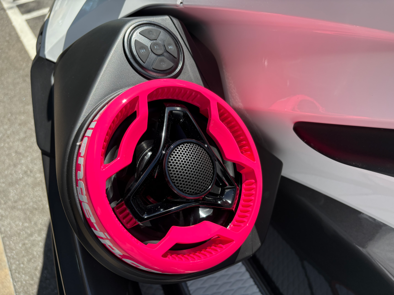 新艇中古艇販売