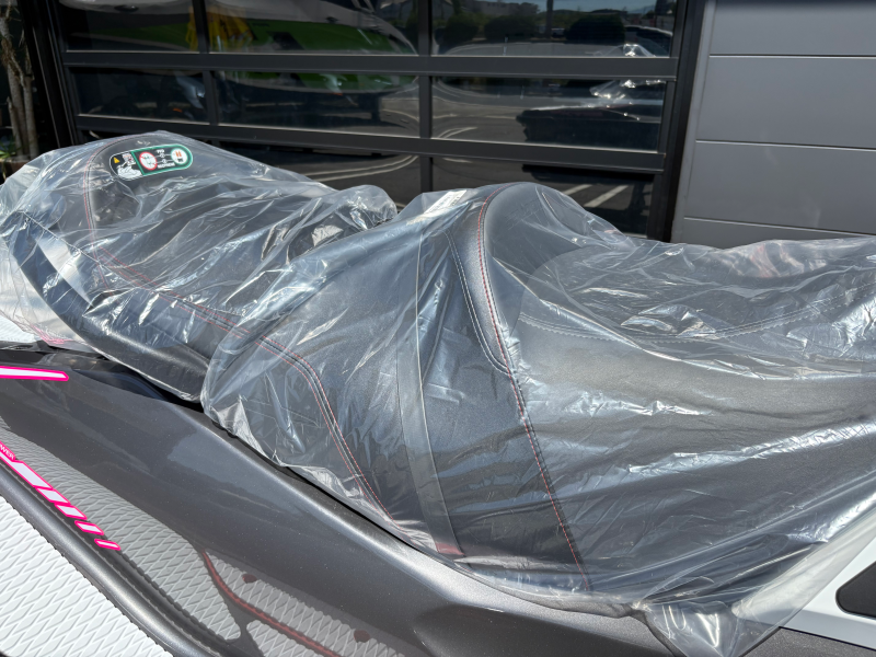 新艇中古艇販売