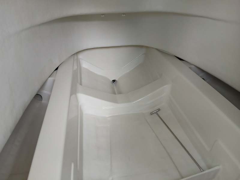 新艇中古艇販売