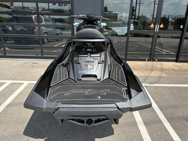 新艇中古艇販売