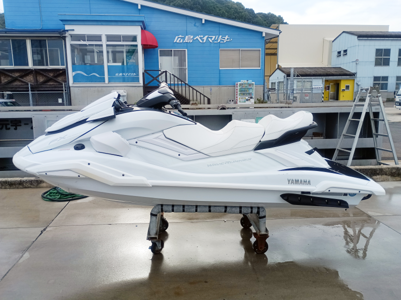 新艇中古艇販売