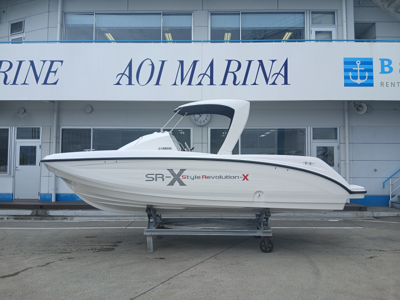 新艇中古艇販売