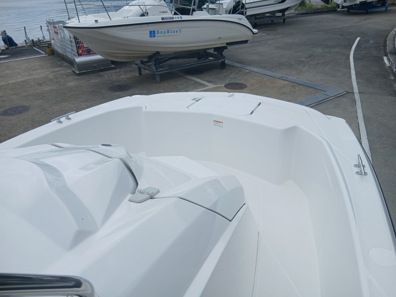 新艇中古艇販売