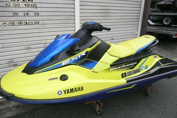 新艇中古艇販売