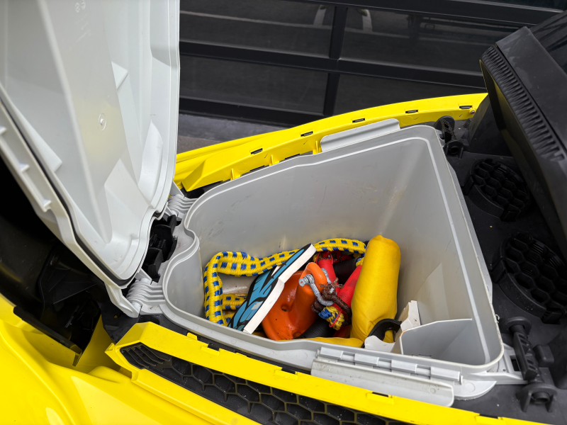 新艇中古艇販売