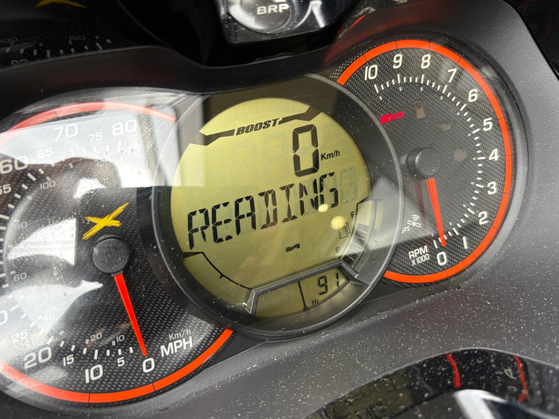 新艇中古艇販売