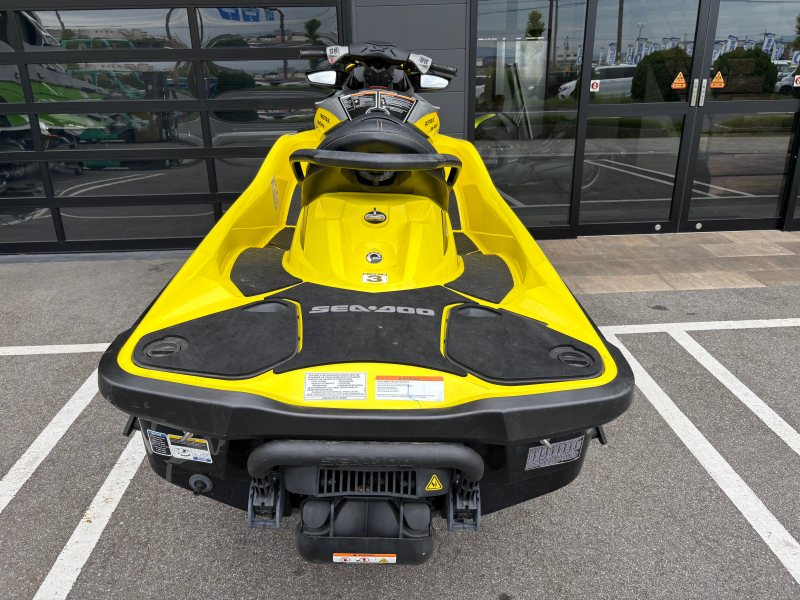 新艇中古艇販売