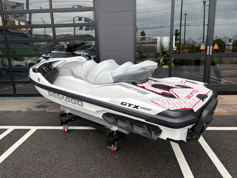 新艇中古艇販売