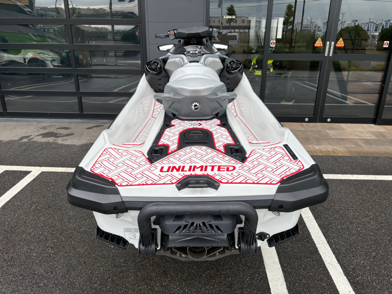 新艇中古艇販売