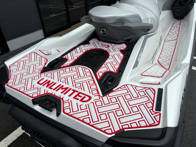 新艇中古艇販売