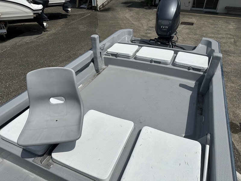 新艇中古艇販売