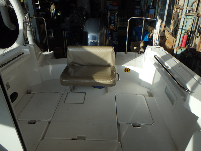 新艇中古艇販売