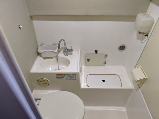 新艇中古艇販売