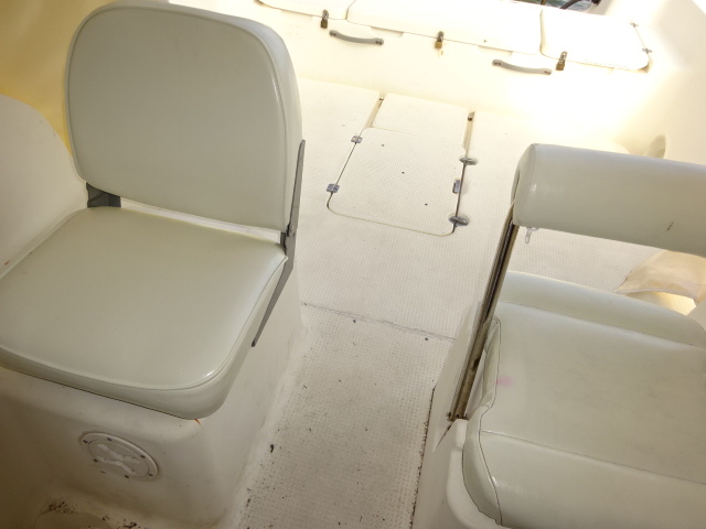 新艇中古艇販売