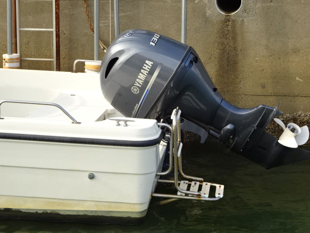 新艇中古艇販売