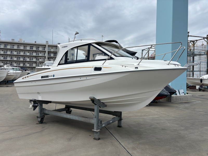 新艇中古艇販売