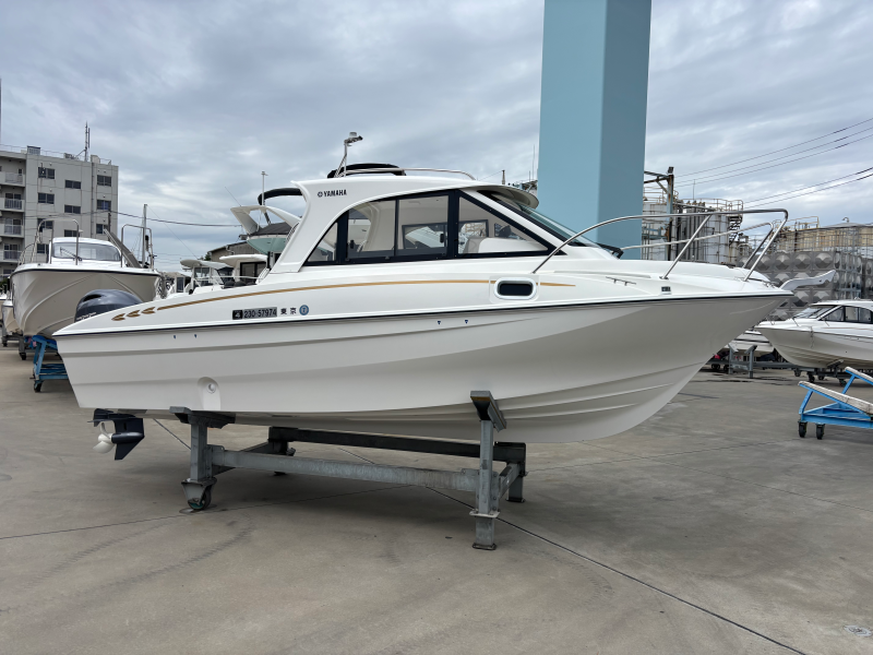 新艇中古艇販売