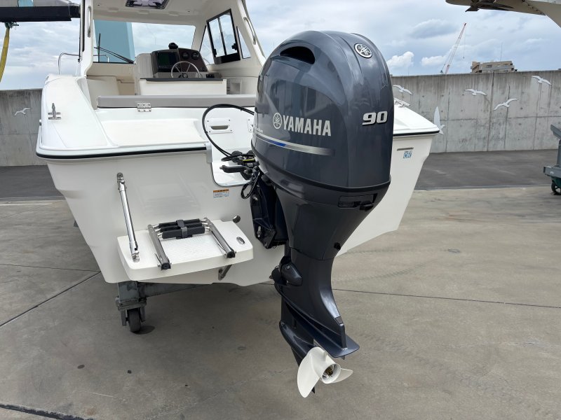 新艇中古艇販売