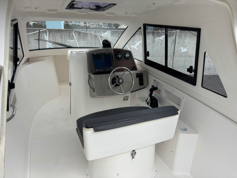 新艇中古艇販売