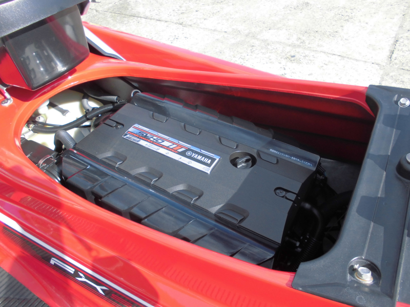 新艇中古艇販売