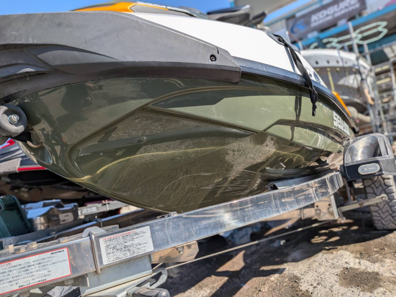 新艇中古艇販売