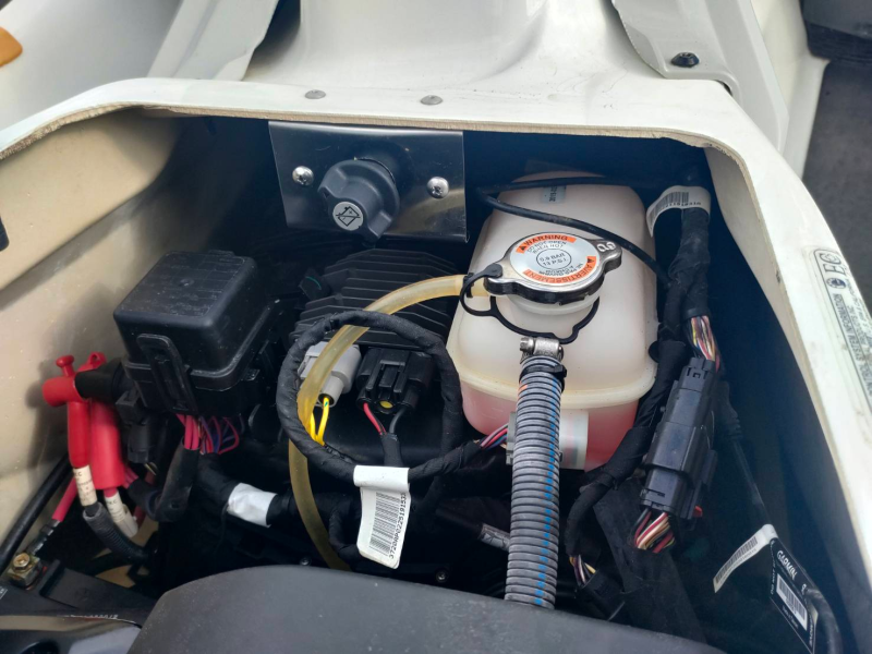 新艇中古艇販売