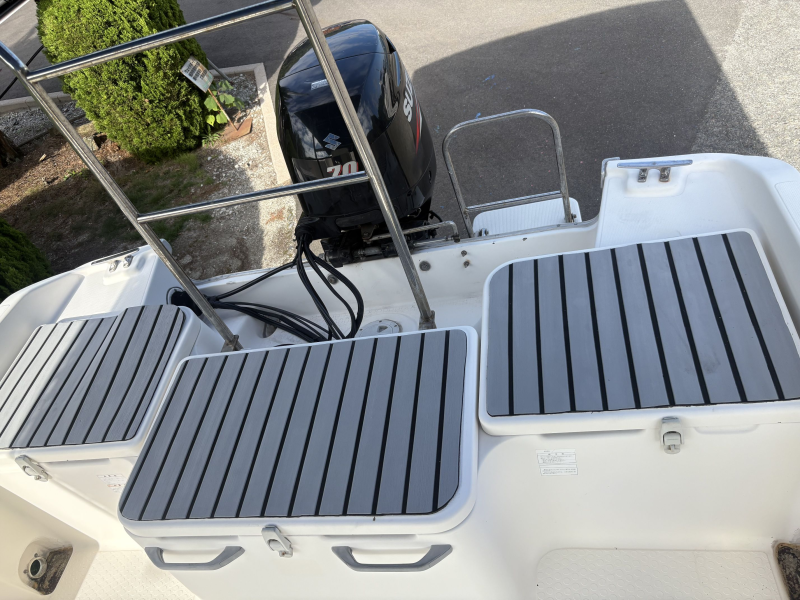 新艇中古艇販売