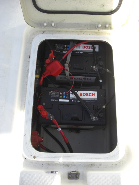 新艇中古艇販売