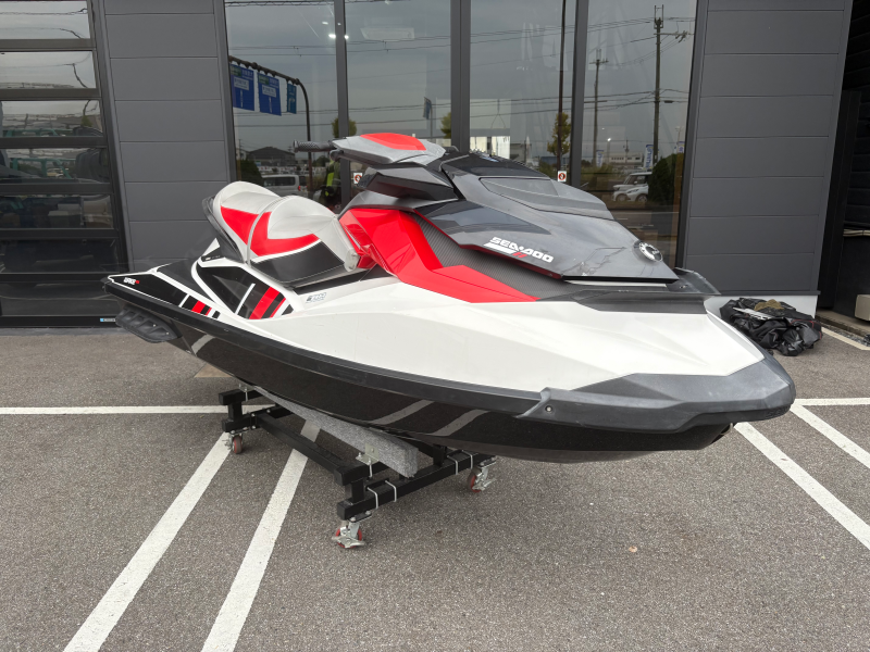 新艇中古艇販売