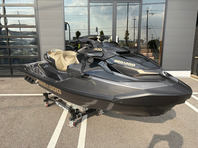 新艇中古艇販売