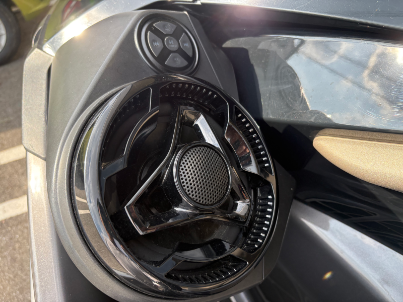 新艇中古艇販売