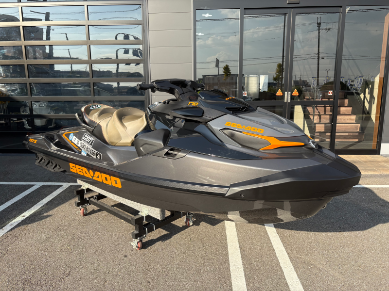 新艇中古艇販売