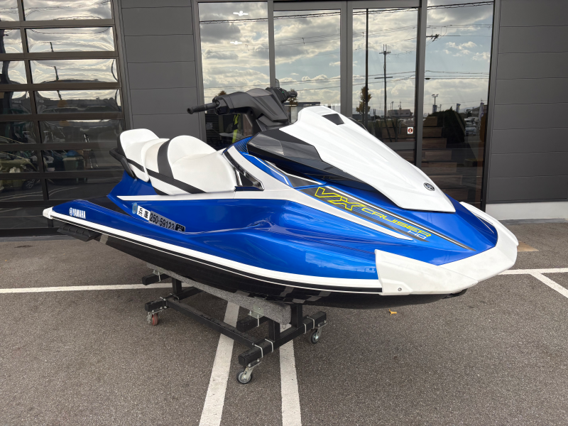 新艇中古艇販売