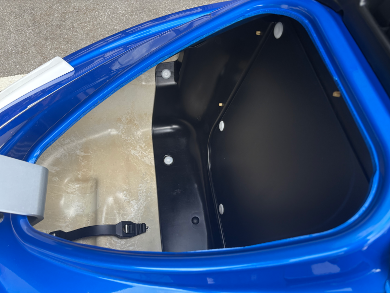 新艇中古艇販売