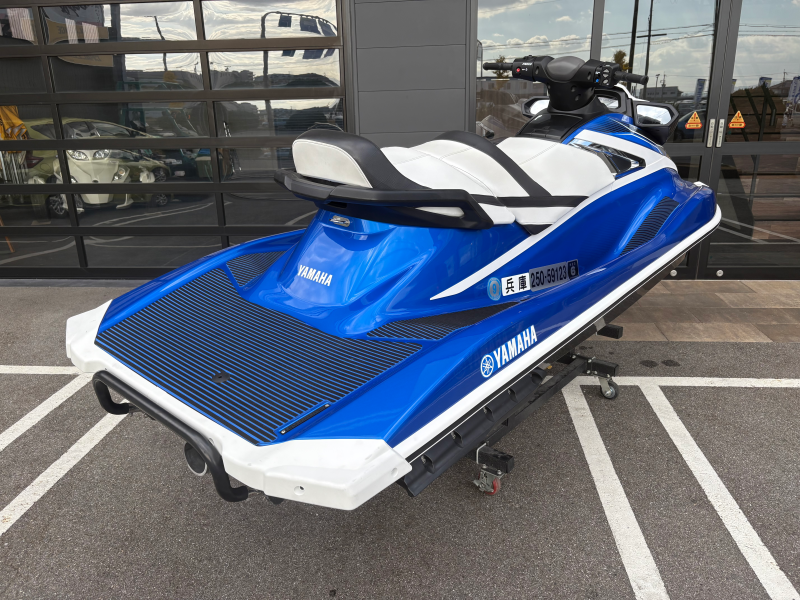 新艇中古艇販売