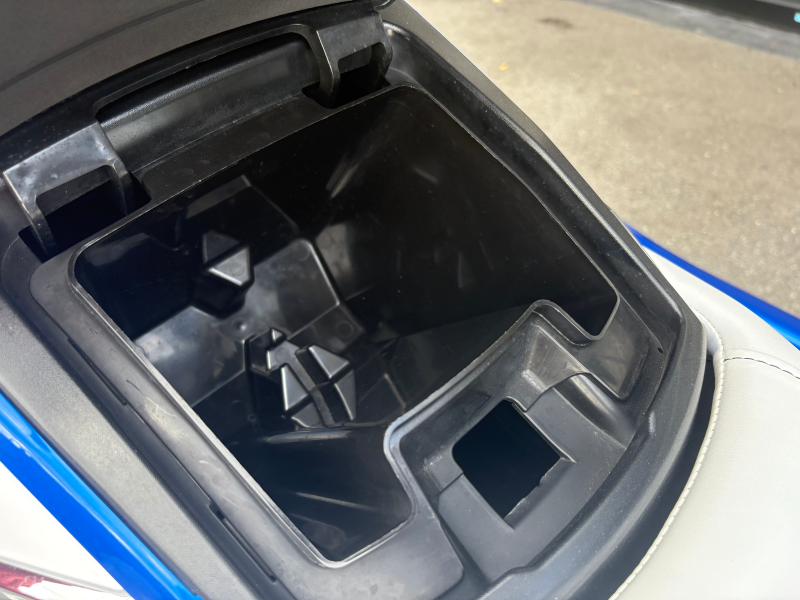 新艇中古艇販売