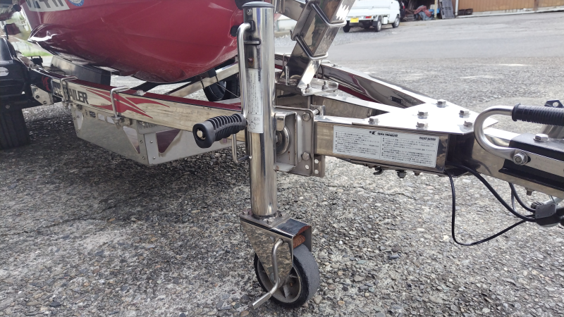 新艇中古艇販売