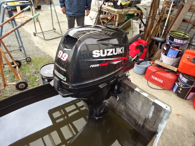 新艇中古艇販売