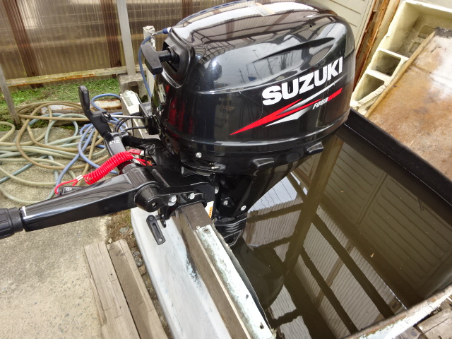 新艇中古艇販売