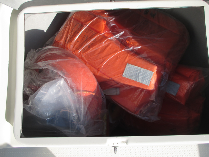 新艇中古艇販売