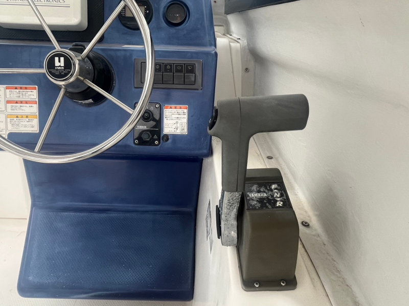 新艇中古艇販売