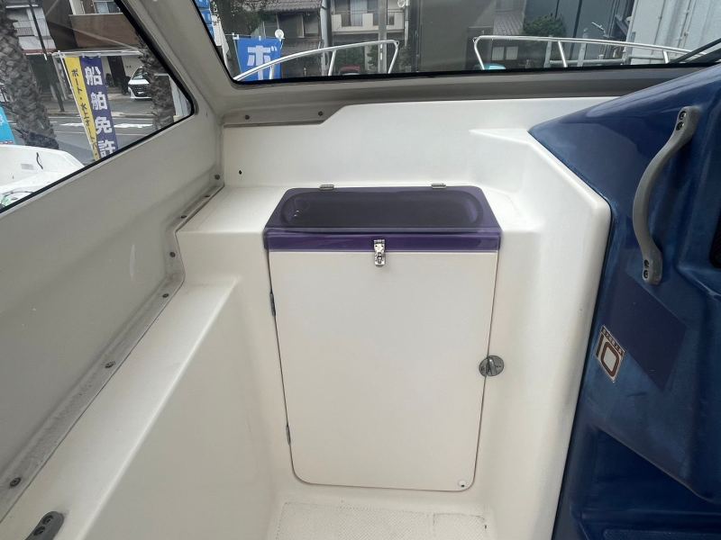 新艇中古艇販売