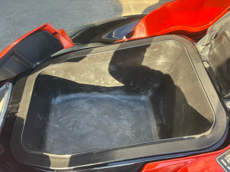 新艇中古艇販売