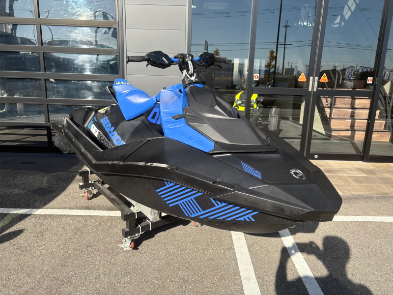 新艇中古艇販売